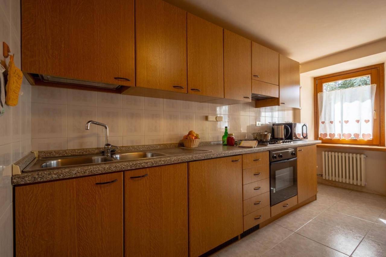 Le Vieux Noyer - Appartamenti Al Verde Villaggio Di Rumiod Saint-Pierre Bagian luar foto